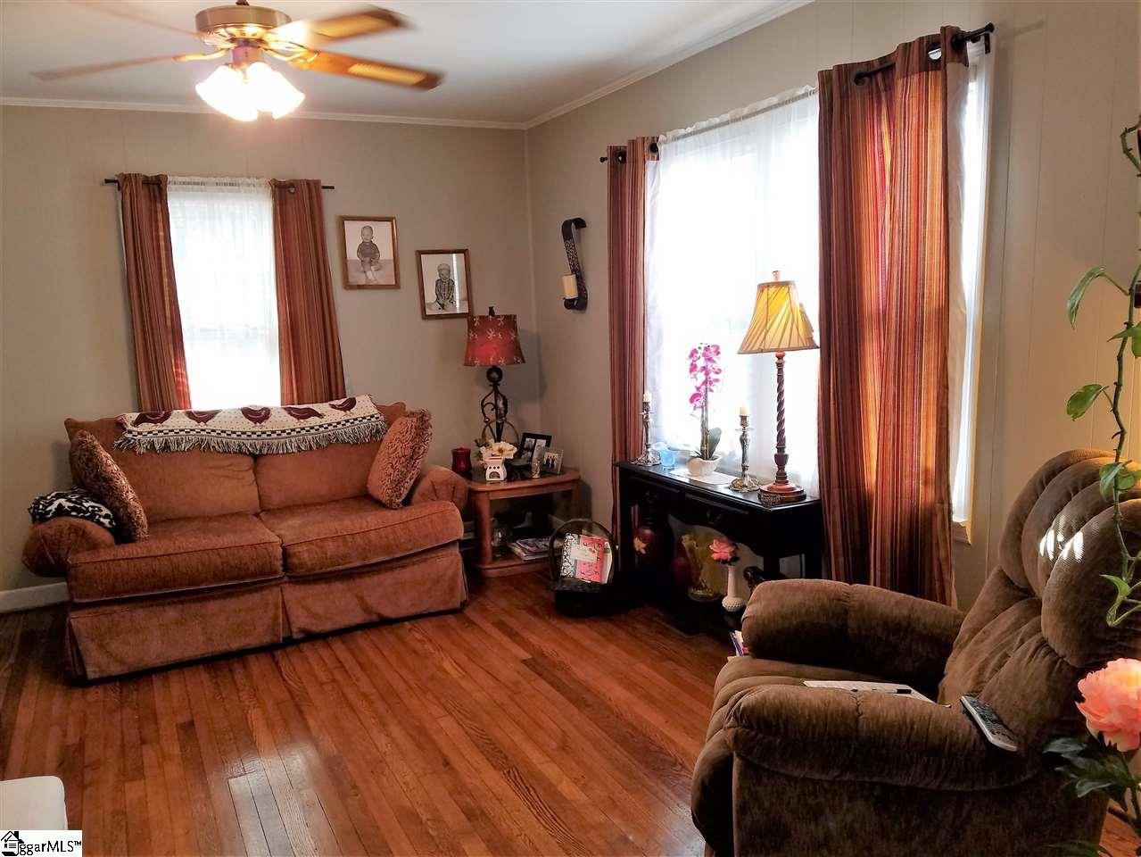 209 Snow Street Greer, SC 29651 - Photo 10 of 20 Gallery Image 10
