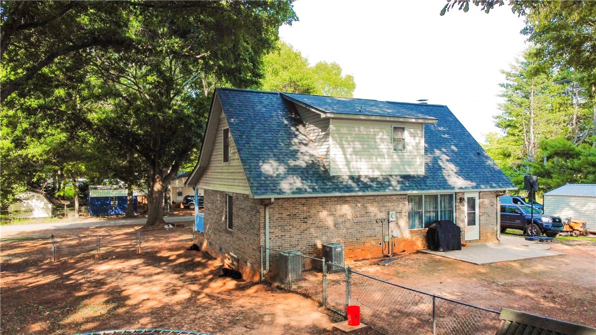 1240 Westgate Road Anderson, SC 29626 - Photo 25 of 33 Gallery Image 25