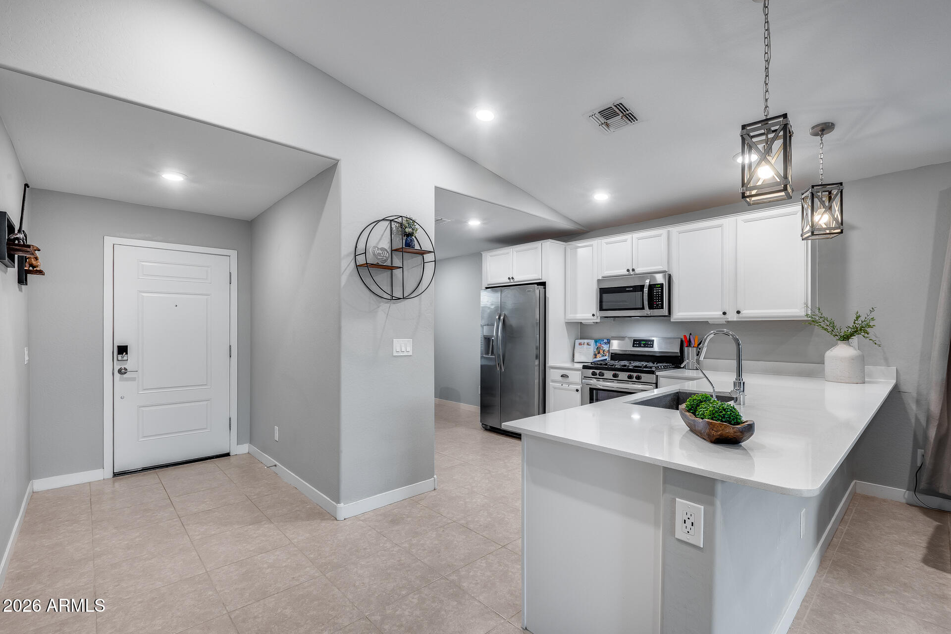 16574 West Alameda Road Surprise, AZ 85387 - Photo 4 of 25 20-16