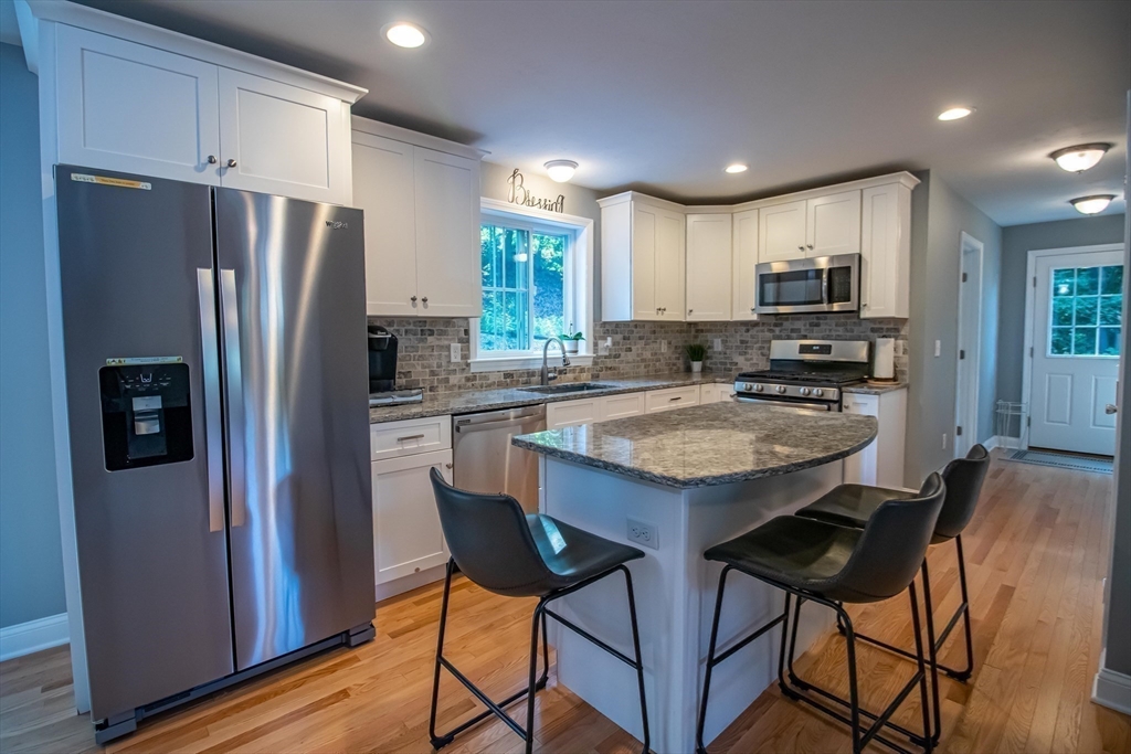 46 Berwick Road Attleboro, MA 02703 - Photo 25 of 41