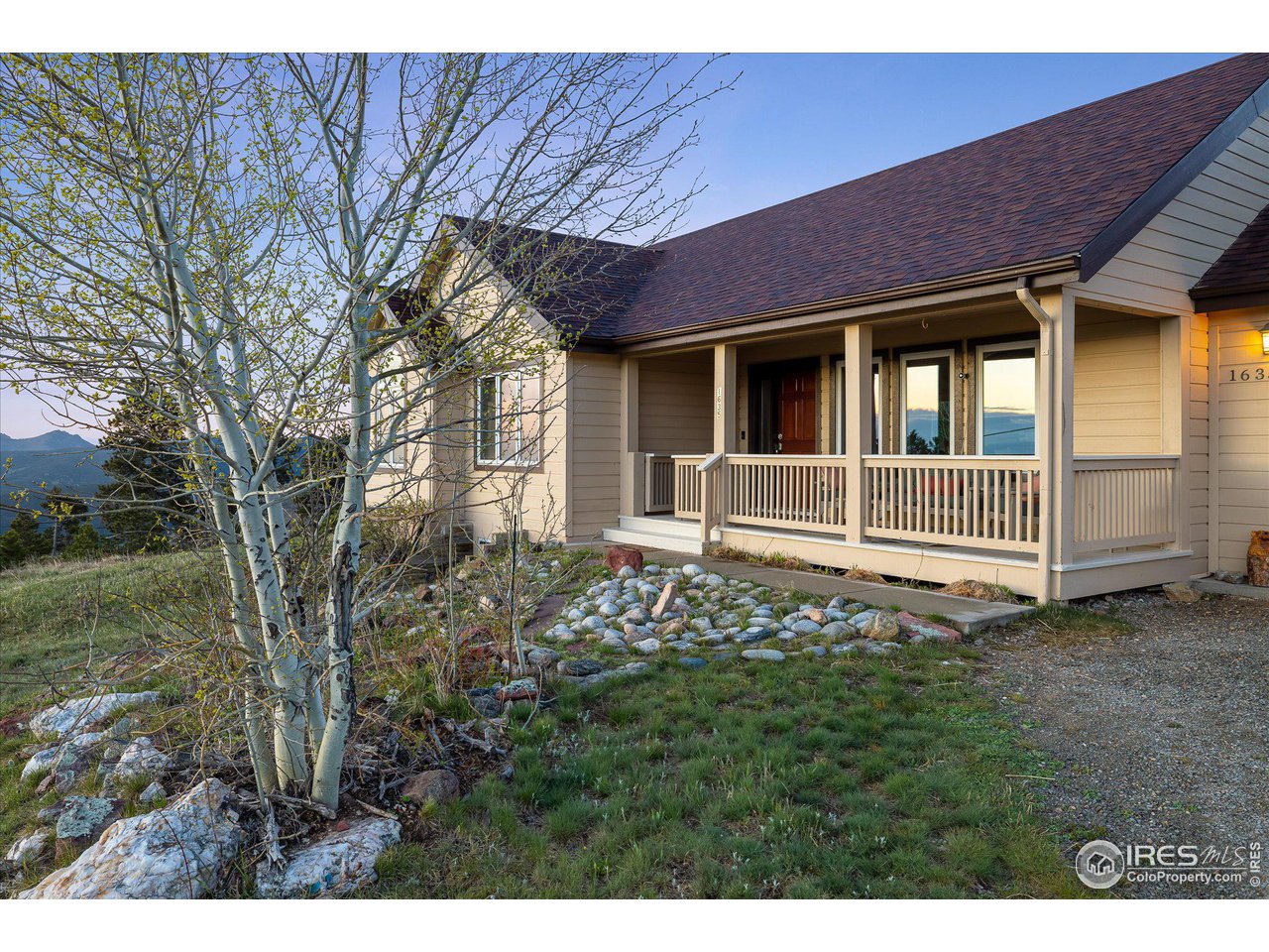 1635 Lost Angel Road Boulder, CO 80302 - Photo 6 of 37