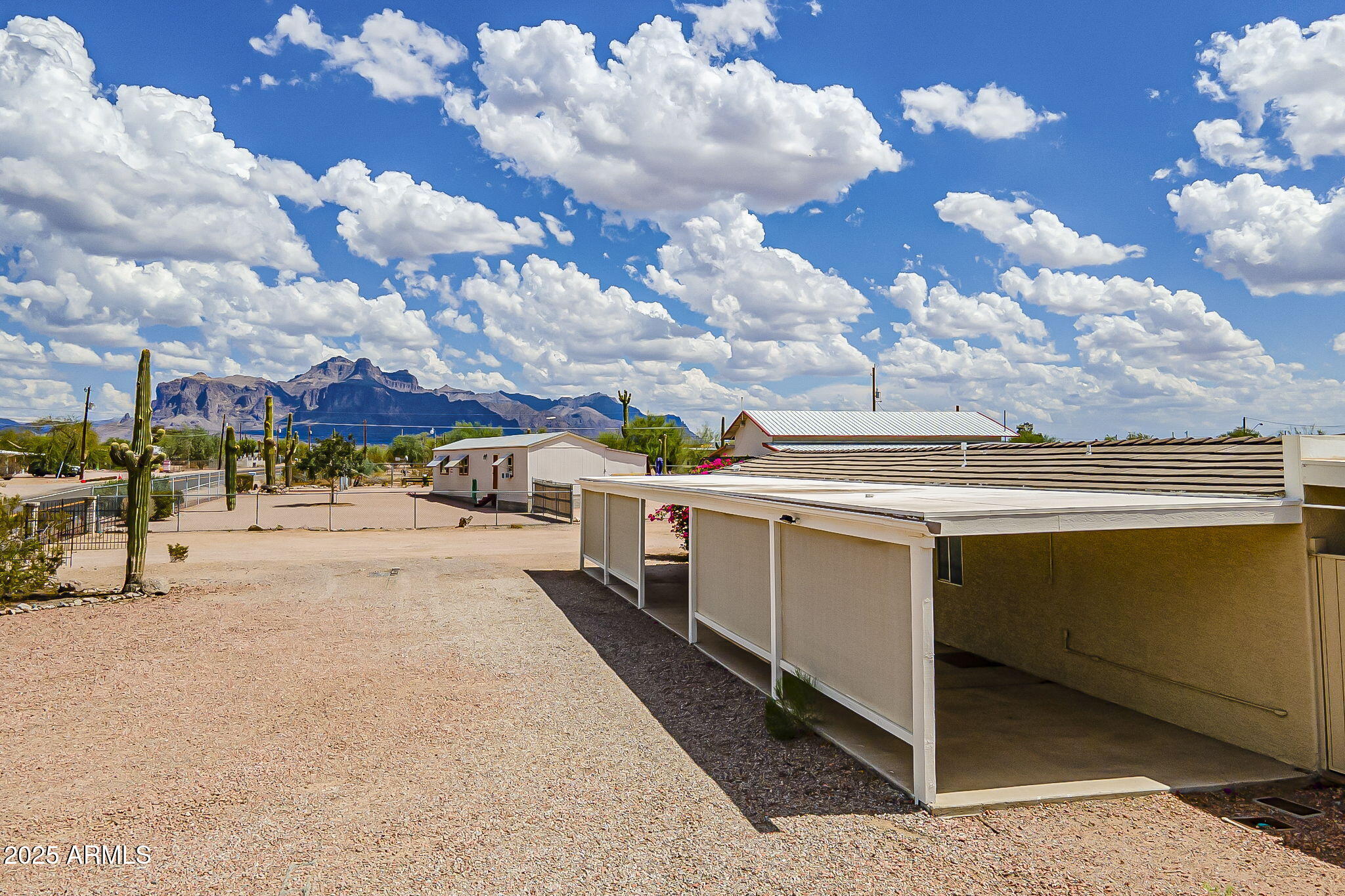 481 West Foothill Street Apache Junction, AZ 85120 - Photo 3 of 50