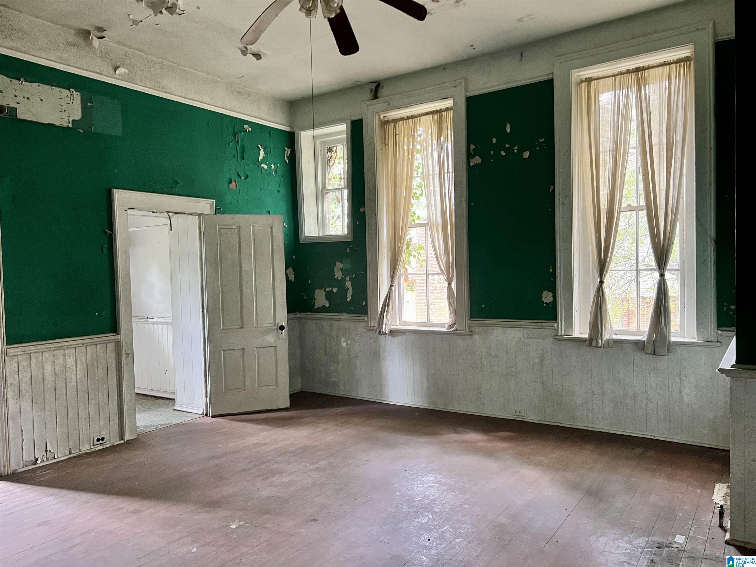 202 Coffee Street Talladega, AL 35160 - Photo 10 of 54