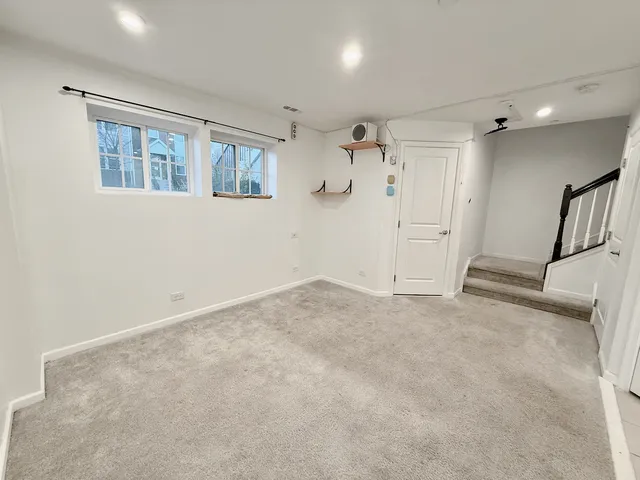 $3,400 | 45 Nicholas Drive West, Des Plaines, IL 60016