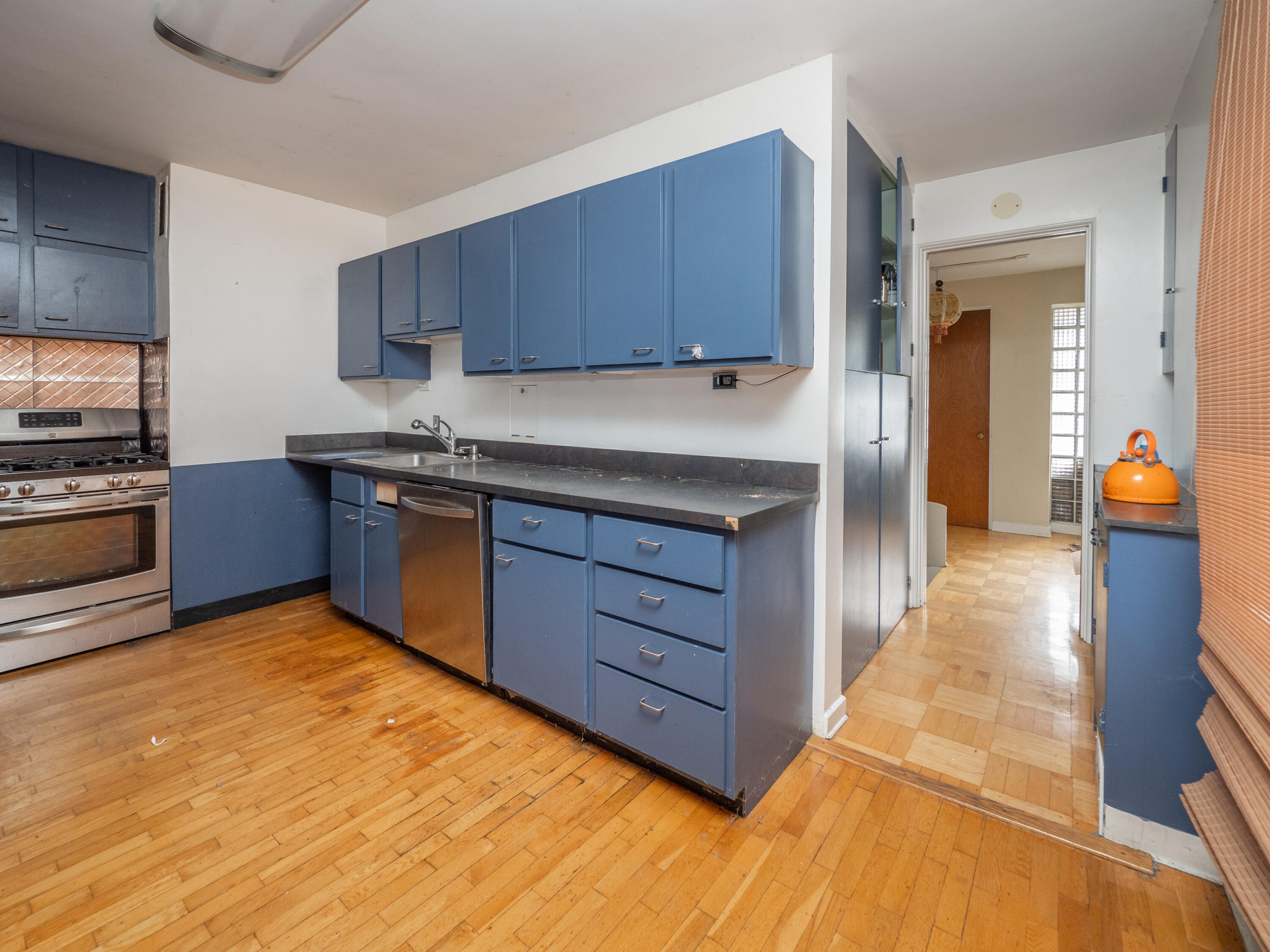 1414 Low Road Kalamazoo, MI 49008 - Photo 15 of 26 1414 Low St-110