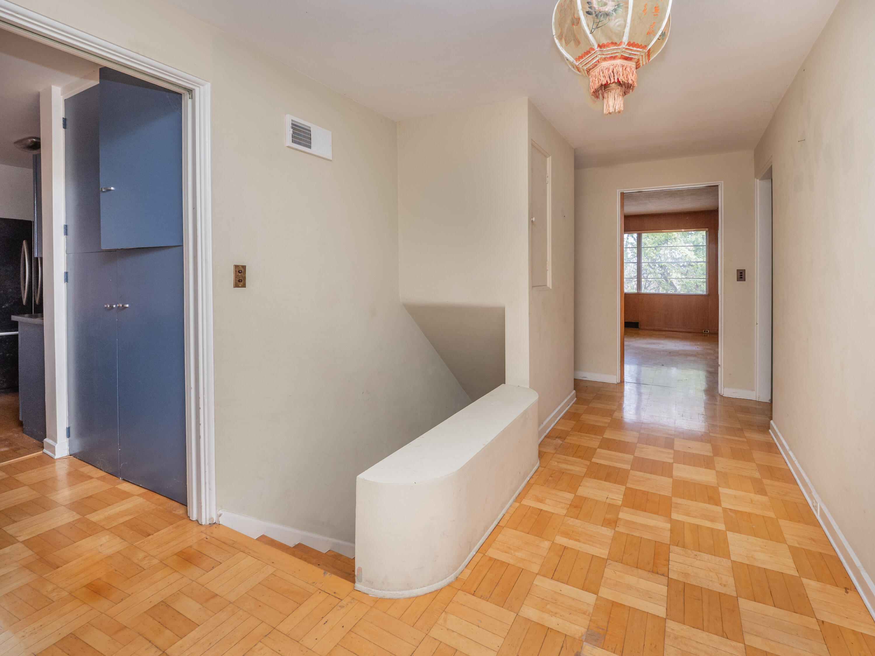 1414 Low Road Kalamazoo, MI 49008 - Photo 7 of 26 1414 Low St-102