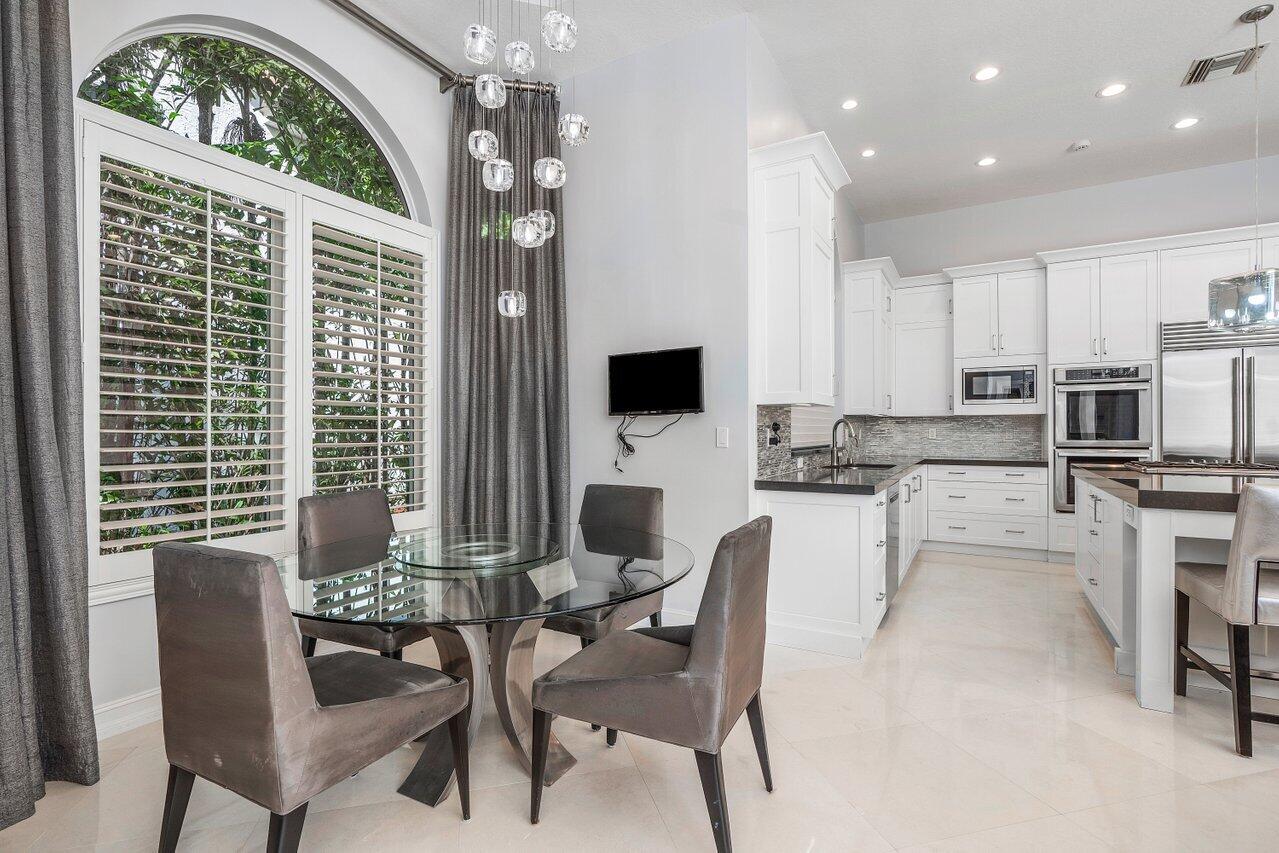 5826 Windsor Terrace Boca Raton, FL 33496 - Photo 18 of 73 Breakfast Seating