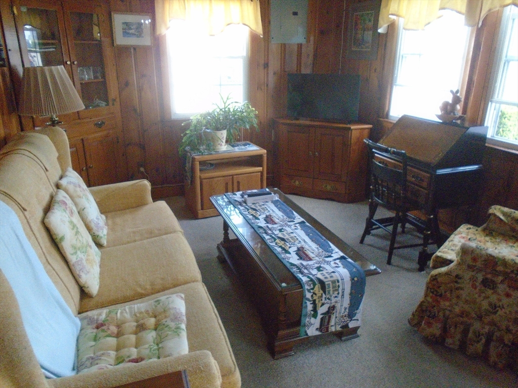 7 Everson Road Marshfield, MA 02050 - Photo 8 of 15 Gallery Image 8