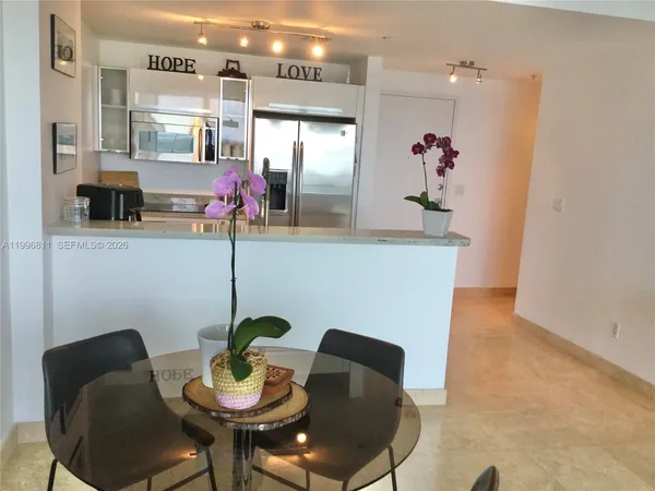 $3,200 | 601 Northeast 36th Street, Unit 1208, Miami, FL 33137