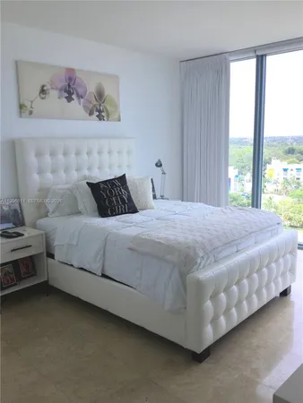 $3,200 | 601 Northeast 36th Street, Unit 1208, Miami, FL 33137