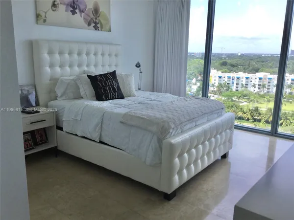 $3,200 | 601 Northeast 36th Street, Unit 1208, Miami, FL 33137