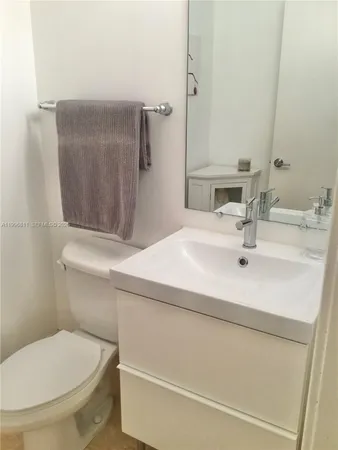 $3,200 | 601 Northeast 36th Street, Unit 1208, Miami, FL 33137