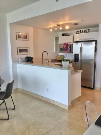 $3,200 | 601 Northeast 36th Street, Unit 1208, Miami, FL 33137