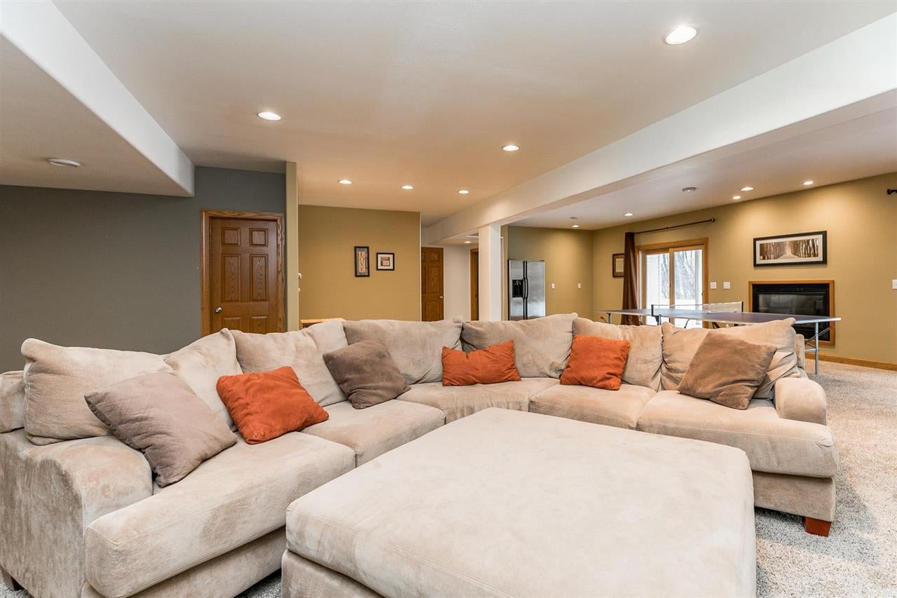 2627 Anchorage Road Northeast Solon, IA 52333 - Photo 31 of 55 Gallery Image 31