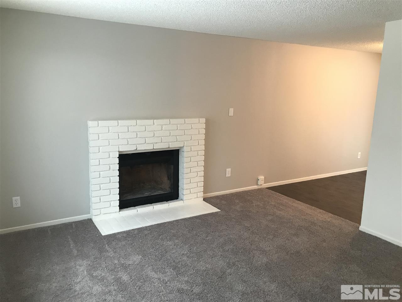 10060 Obsidian Drive Reno, NV 89506 - Photo 3 of 16 Photo 3