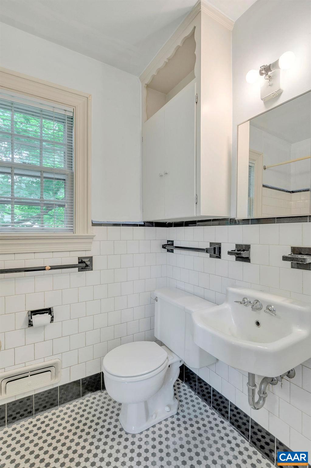 1350 Hilltop Road Charlottesville, VA 22903 - Photo 15 of 28 Gallery Image 15
