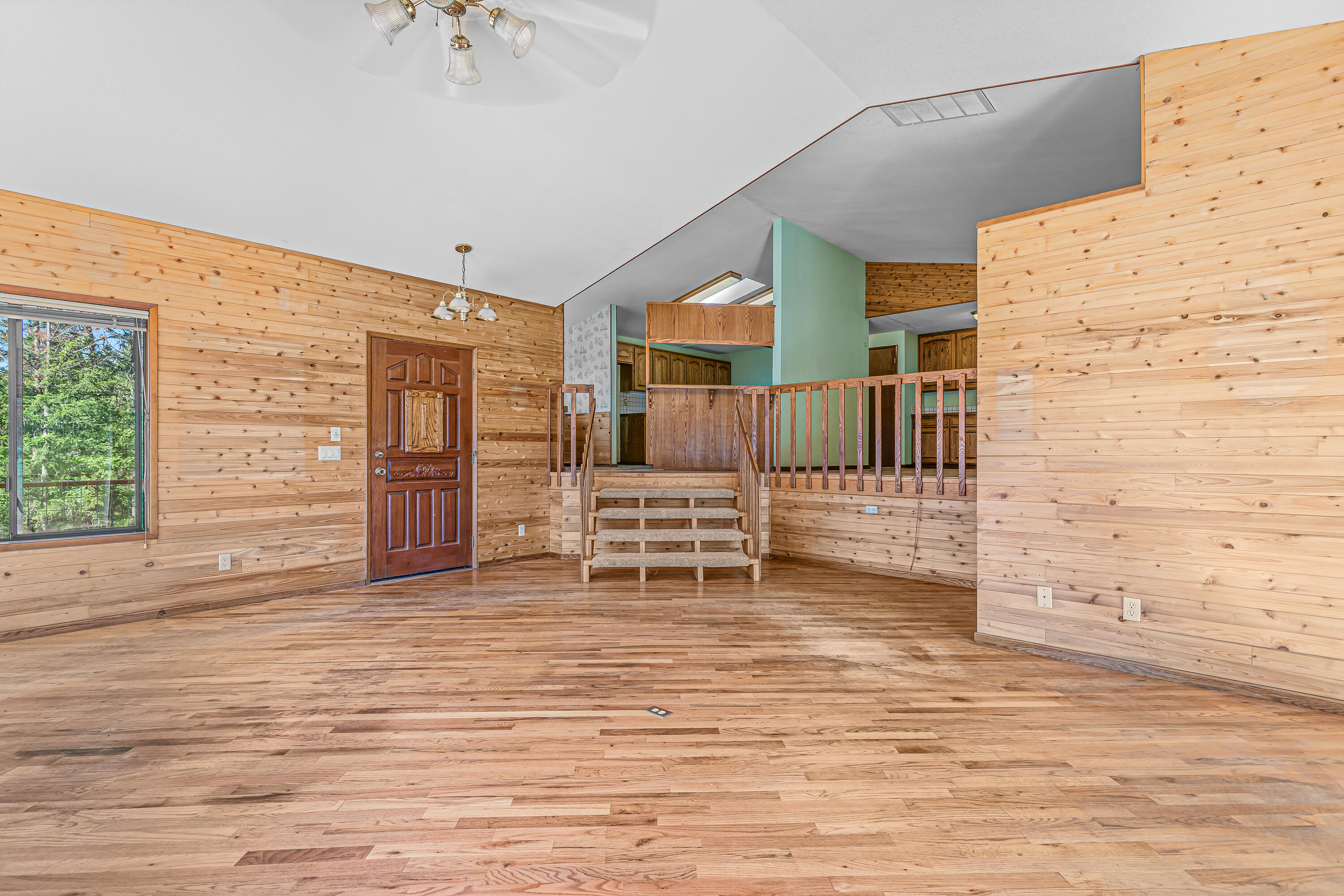 1306 Lewis Road Prospect, OR 97536 - Photo 6 of 66 9R9A9808