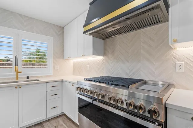 $1,475,000 | 7310 Margerum Avenue, San Diego, CA 92120