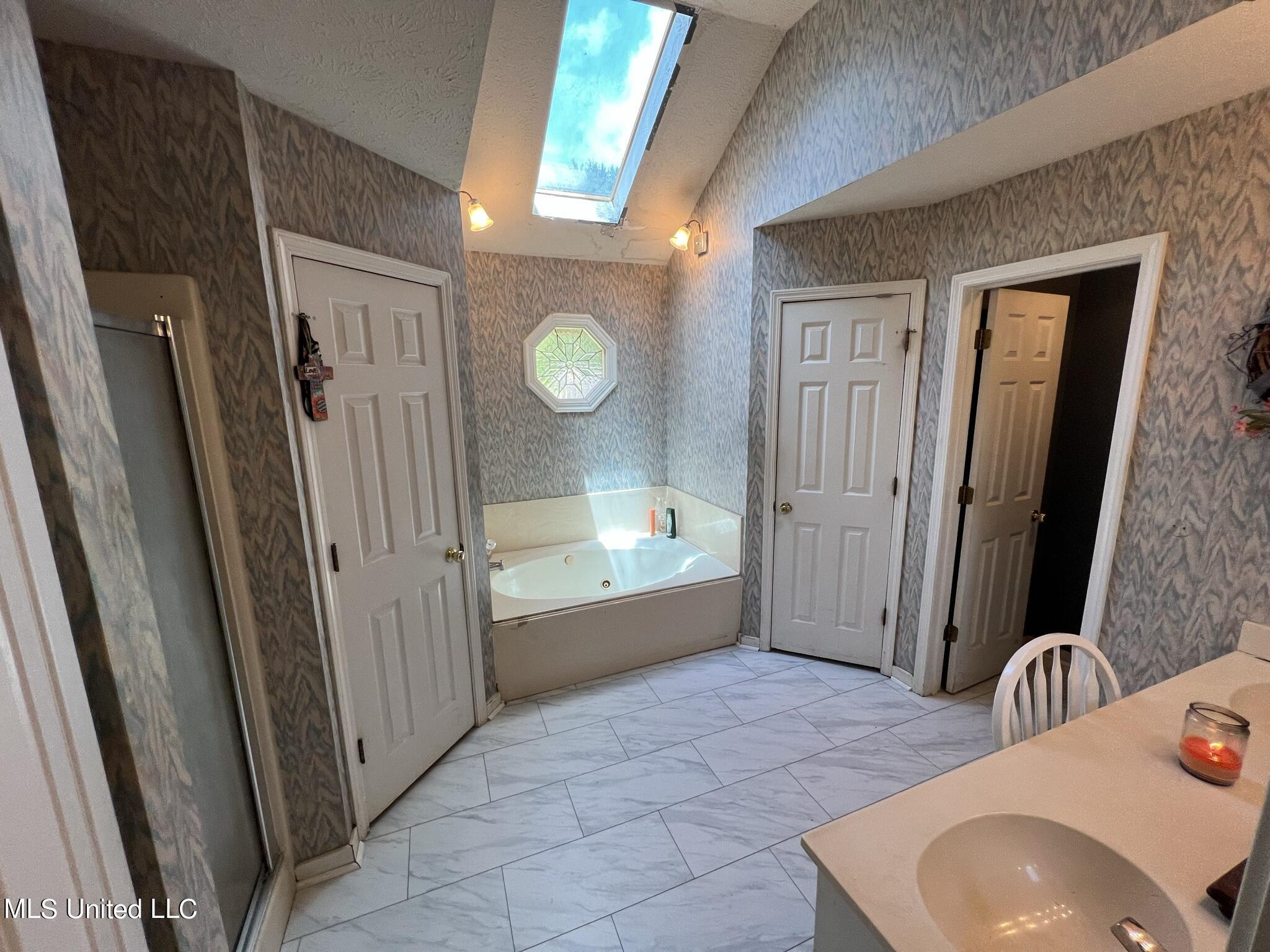 103 Ridge Park Place Raymond, MS 39154 - Photo 6 of 27 IMG_4484