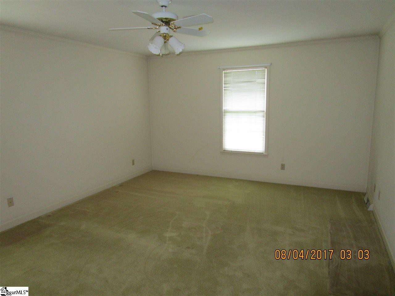 8400 North Tigerville Road Travelers Rest, SC 29690 - Photo 16 of 25 Gallery Image 16