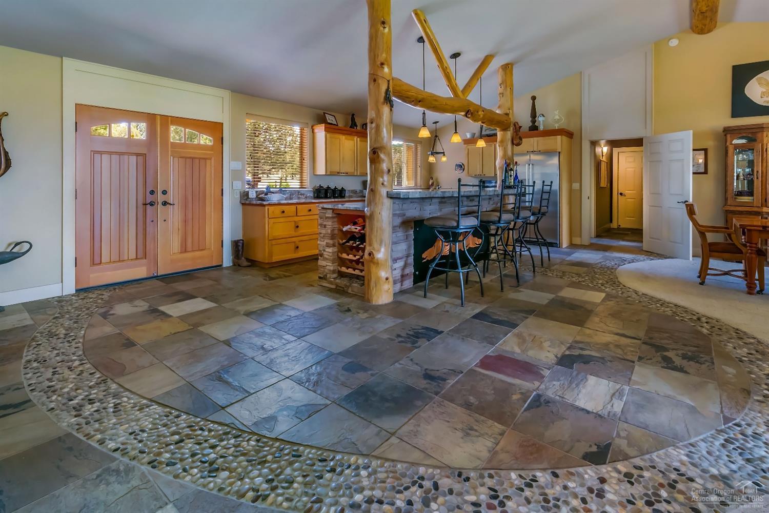 19129 Pinehurst Road Bend, OR 97703 - Photo 5 of 25 Kitchen w/ slab granite countertops, sta
