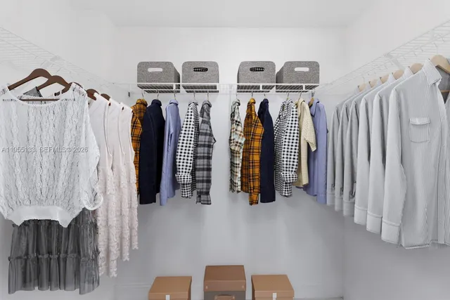 $420,000 | 244 Biscayne Boulevard, Unit 3104, Miami, FL 33132