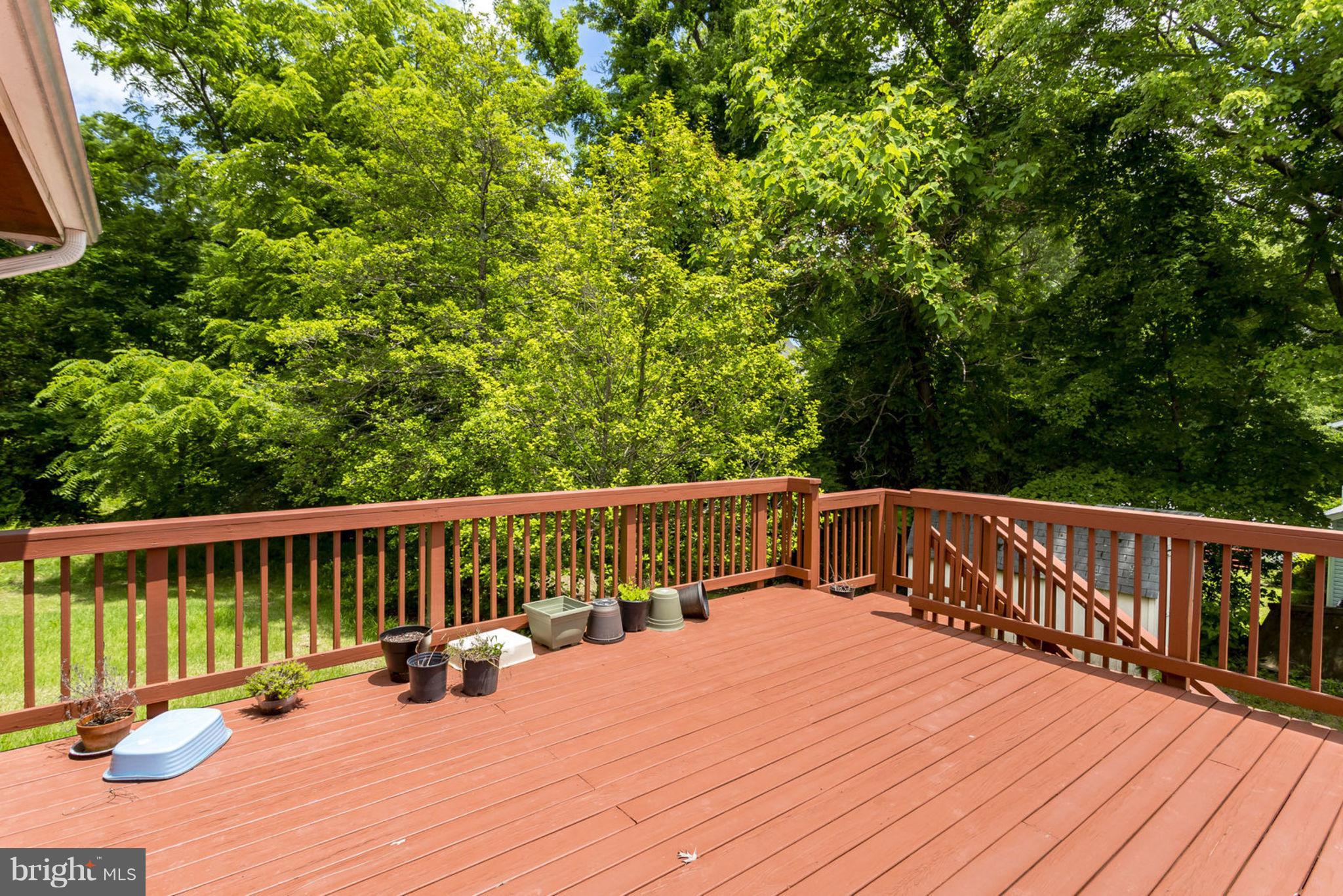 7027 Roxann Road Alexandria, VA 22315 - Photo 3 of 30 Exterior (Rear)