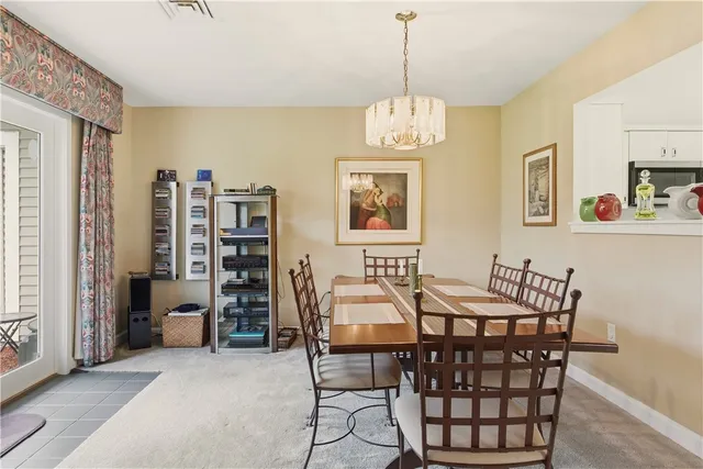 $525,000 | 41 Lawton Brook Lane, Portsmouth, RI 02871