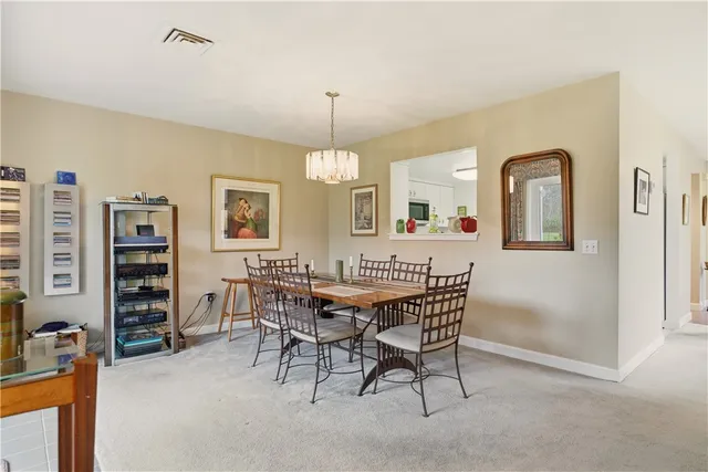 $525,000 | 41 Lawton Brook Lane, Portsmouth, RI 02871
