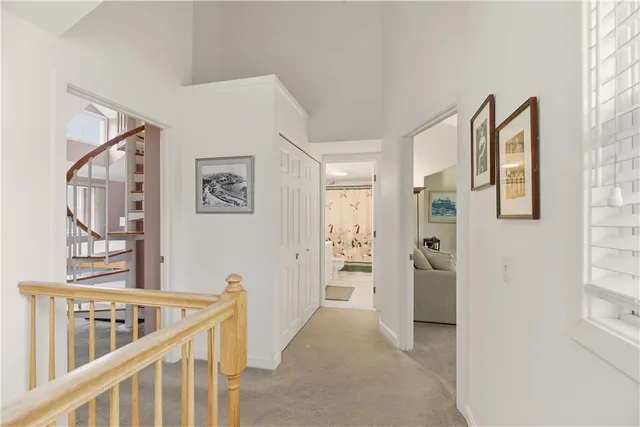 $525,000 | 41 Lawton Brook Lane, Portsmouth, RI 02871