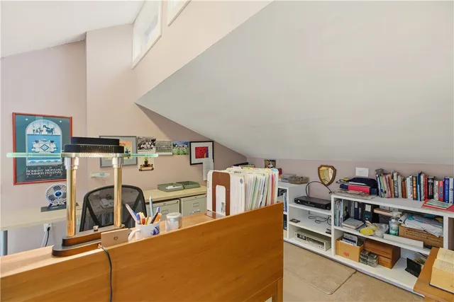 $525,000 | 41 Lawton Brook Lane, Portsmouth, RI 02871