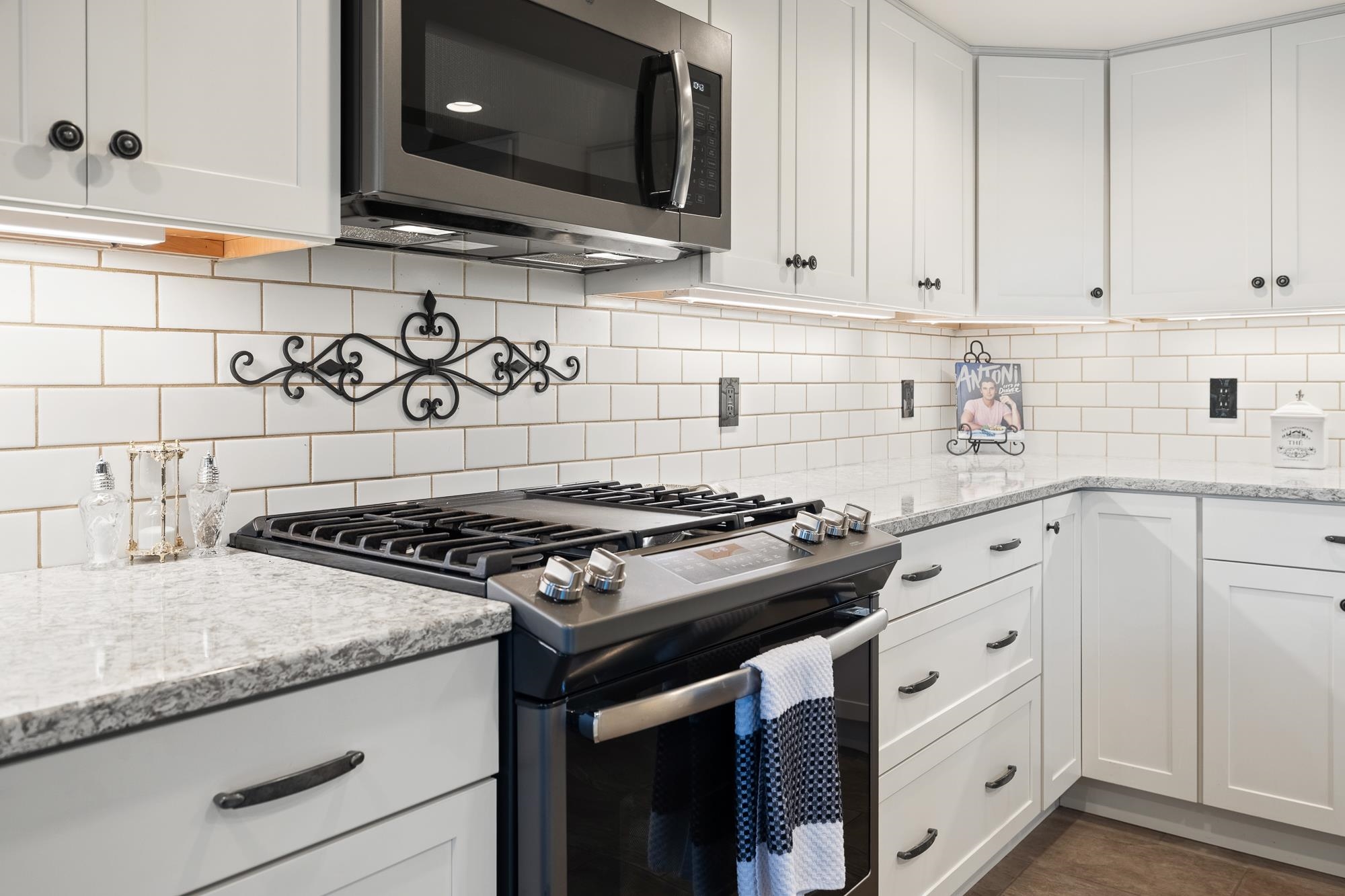 21 Shore Road Grantham, NH 03753 - Photo 13 of 51