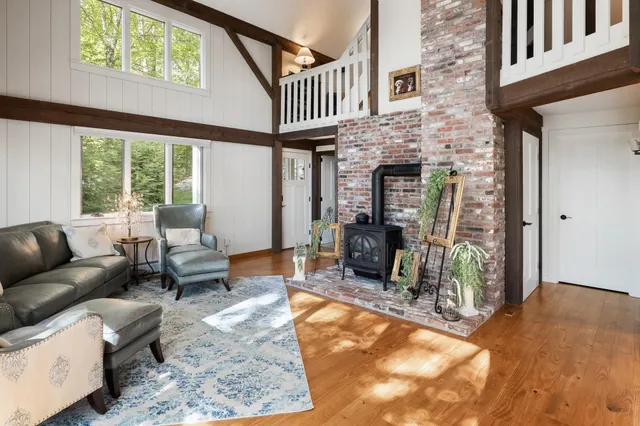 $1,499,000 | 21 Shore Road, Grantham, NH 03753