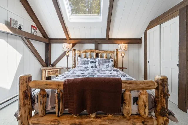 $1,499,000 | 21 Shore Road, Grantham, NH 03753