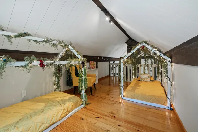 $1,499,000 | 21 Shore Road, Grantham, NH 03753