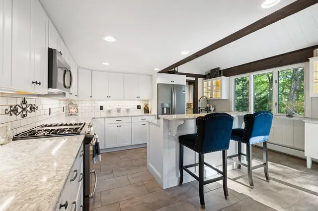 $1,499,000 | 21 Shore Road, Grantham, NH 03753