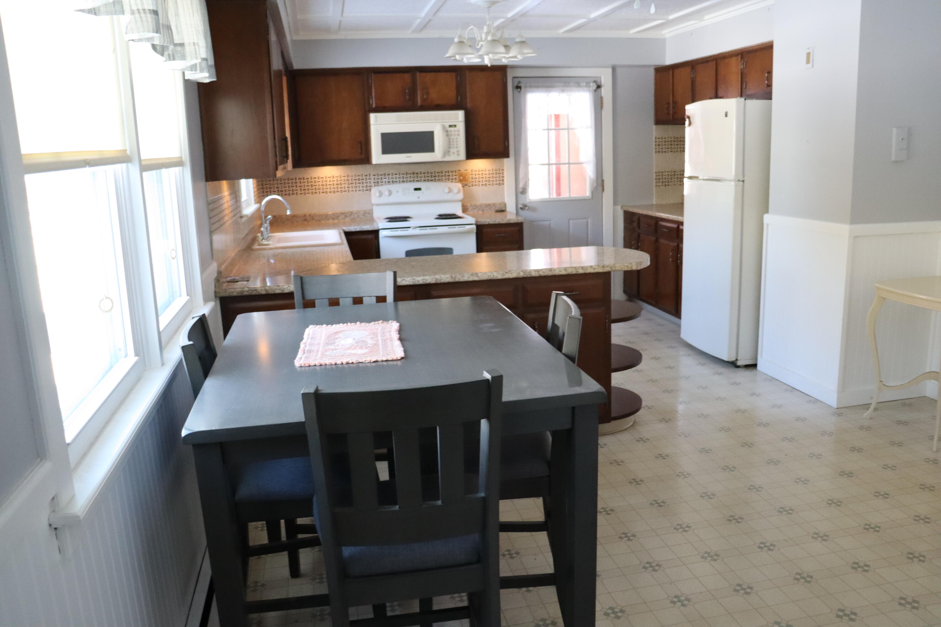 215 Main Road Eddington, ME 04428 - Photo 9 of 38 IMG_0711