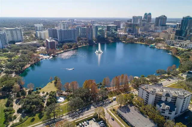 $1,300 | 151 East Washington Street, Unit 425, Orlando, FL 32801