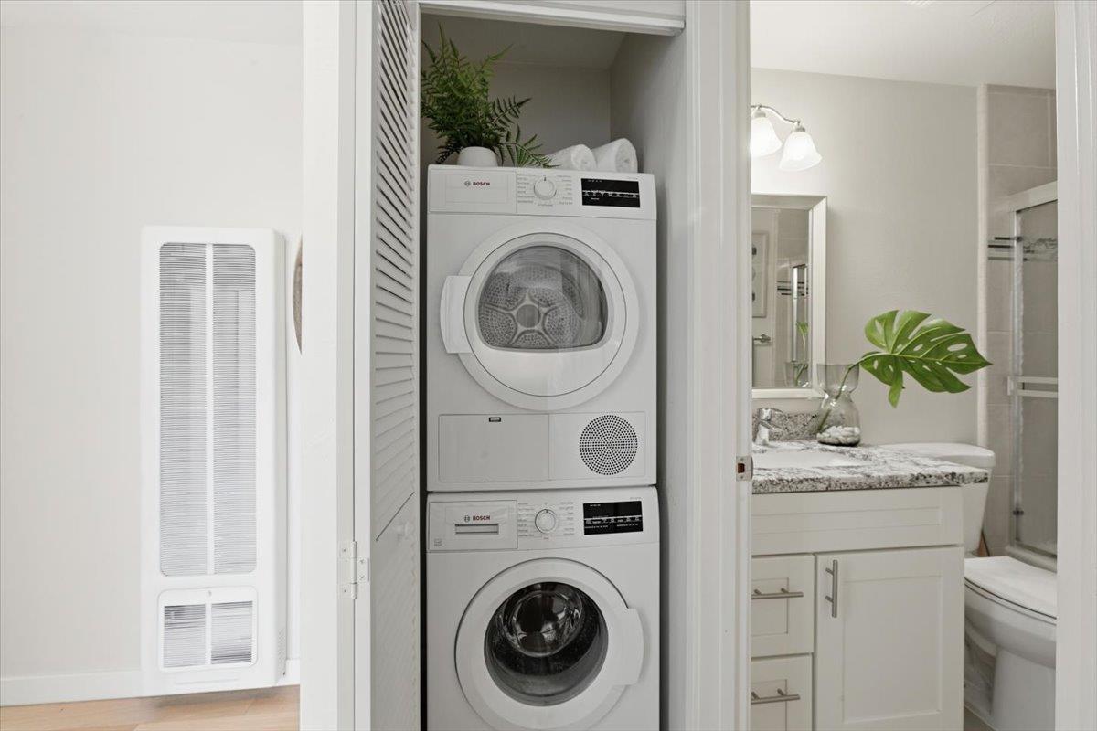 280 Easy Street, Unit 307 Mountain View, CA 94043 - Photo 27 of 30 a utility room with sink dryer and washer