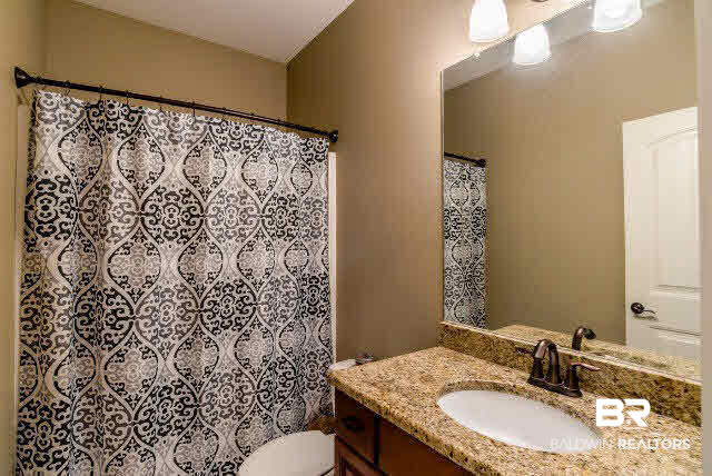 35203 Highway 225 Daphne, AL 36527 - Photo 19 of 26 Upstairs bath
