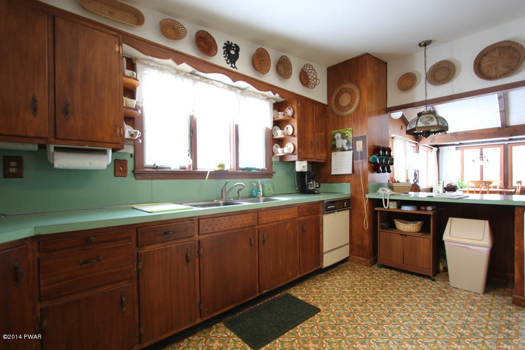 803 South Shore Road Tafton, PA 18464 - Photo 12 of 30 Gallery Image 12