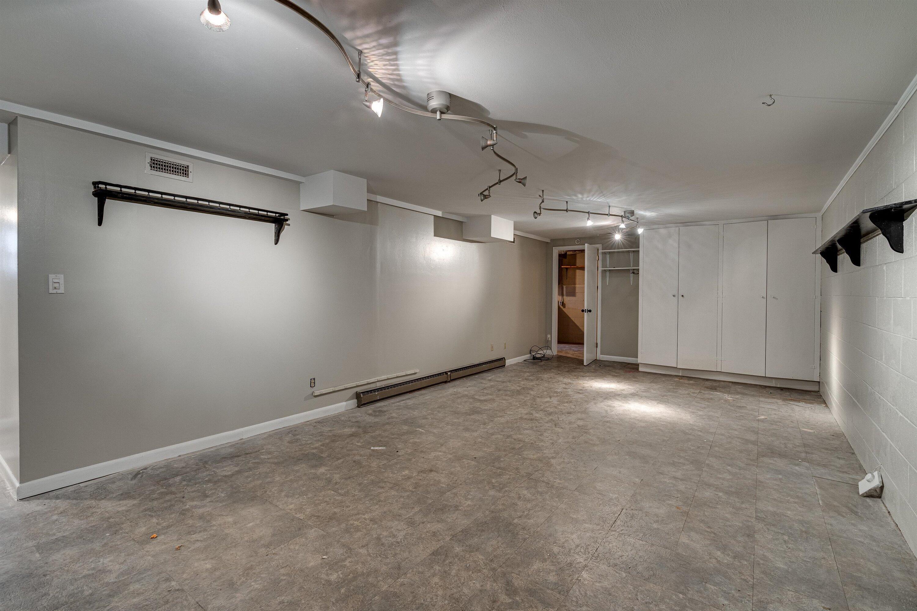 4444 Shawhan Road Chattanooga, TN 37411 - Photo 25 of 38 25-4444 Shawhan Rd-24