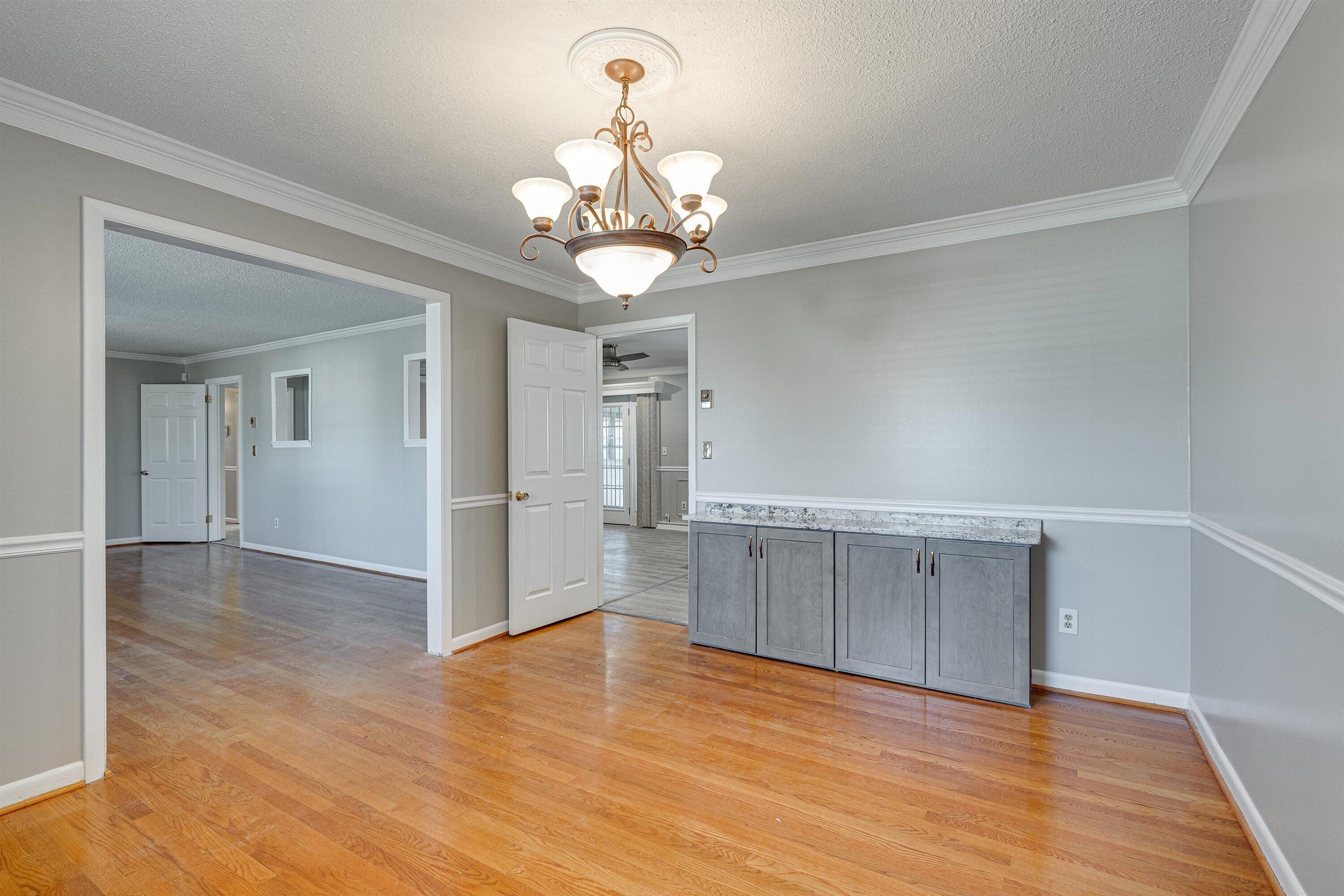 4444 Shawhan Road Chattanooga, TN 37411 - Photo 8 of 38 08-4444 Shawhan Rd-7