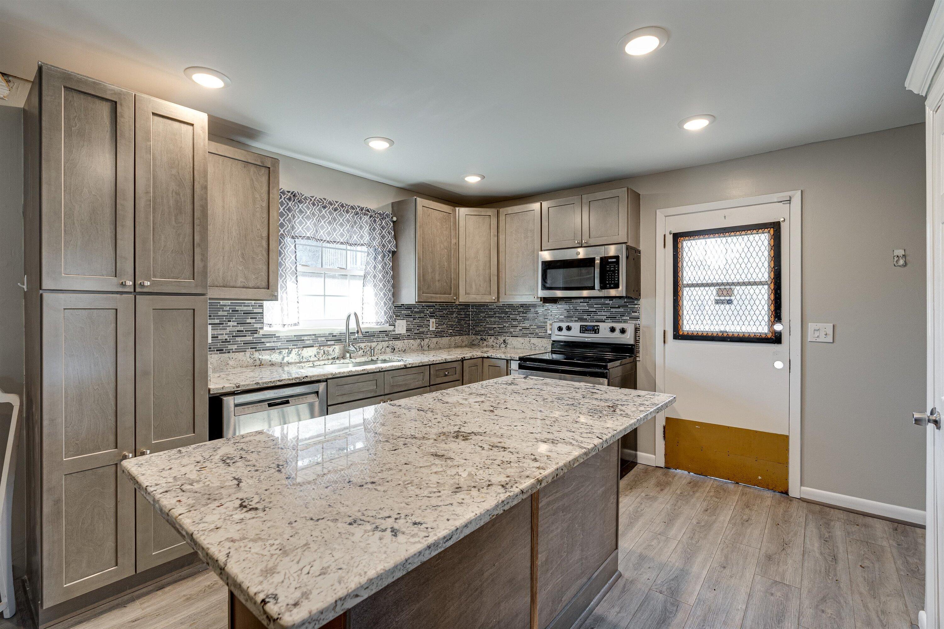4444 Shawhan Road Chattanooga, TN 37411 - Photo 10 of 38 10-4444 Shawhan Rd-9