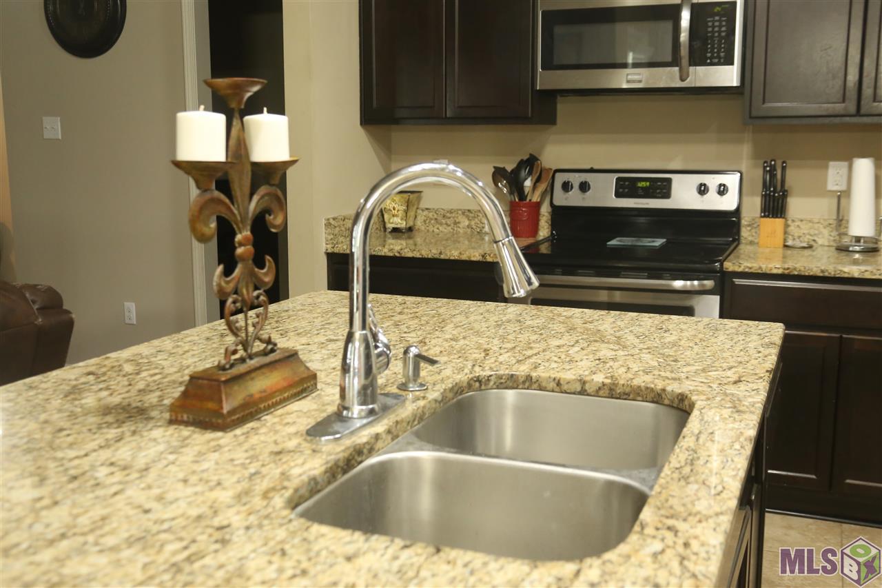 4367 Boulevard Acadien Addis, LA 70710 - Photo 9 of 19 Gallery Image 9