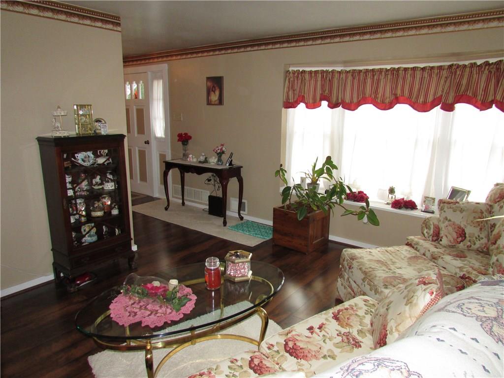 4775 Williamsport Road Elizabeth, PA 15037 - Photo 9 of 25 Living room with bow window