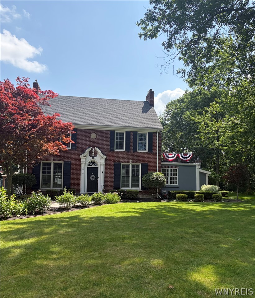 5079 Forest Road Lewiston, NY 14092 - Photo 5 of 49 CIRCA WILLIAMSBURG STYLE 3 STORY - -BRICK - PERENN
