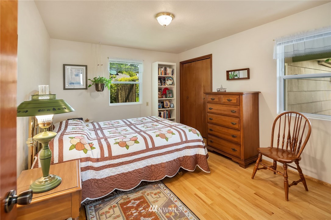 934 Maple Street Edmonds, WA 98020 - Photo 15 of 25