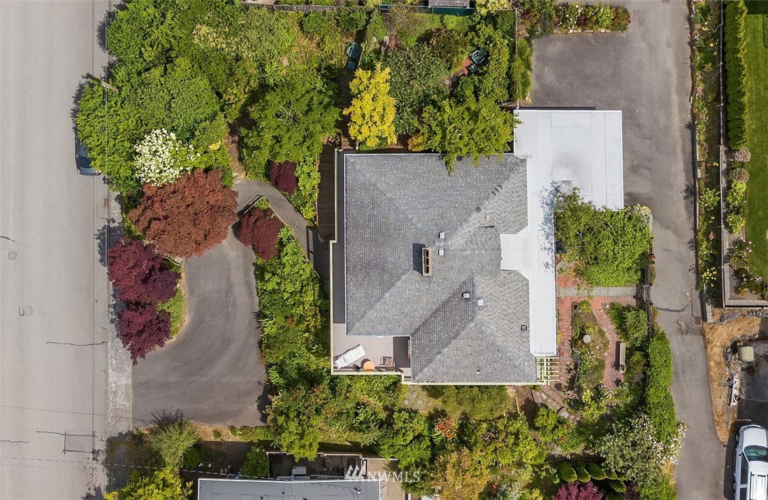 934 Maple Street Edmonds, WA 98020 - Photo 4 of 25