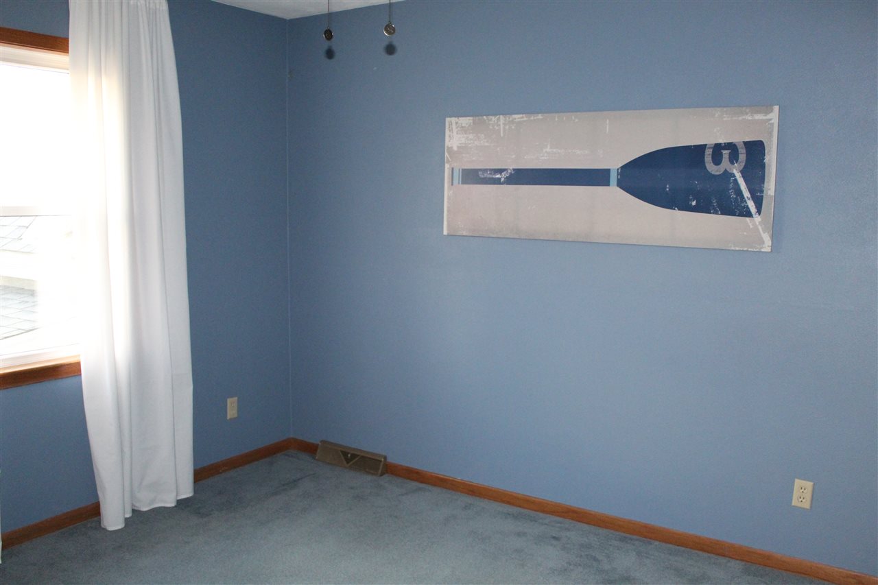 3715 North Trainer Road Rockford, IL 61114 - Photo 15 of 21 Gallery Image 15